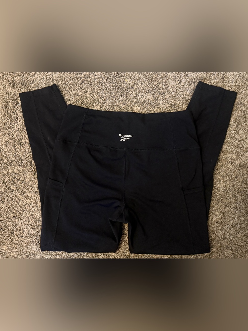 Reebok Black High-Waist Athletic Leggings with Side Pockets